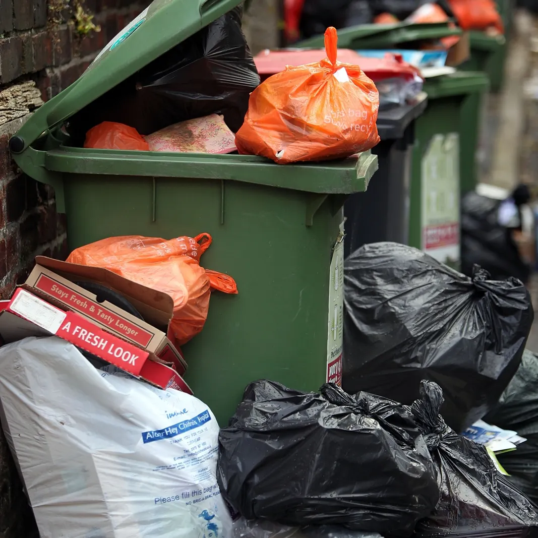 Rubbish Removals services (7)